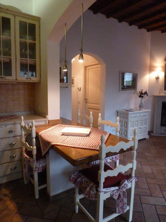 Suite "La Badia" Scandicci Phòng bức ảnh